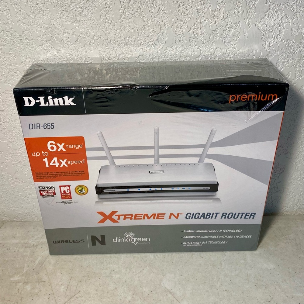 D-Link DIR-655 Extreme N Gigabit Wireless Internet Wifi Router 802.11n 4 Port